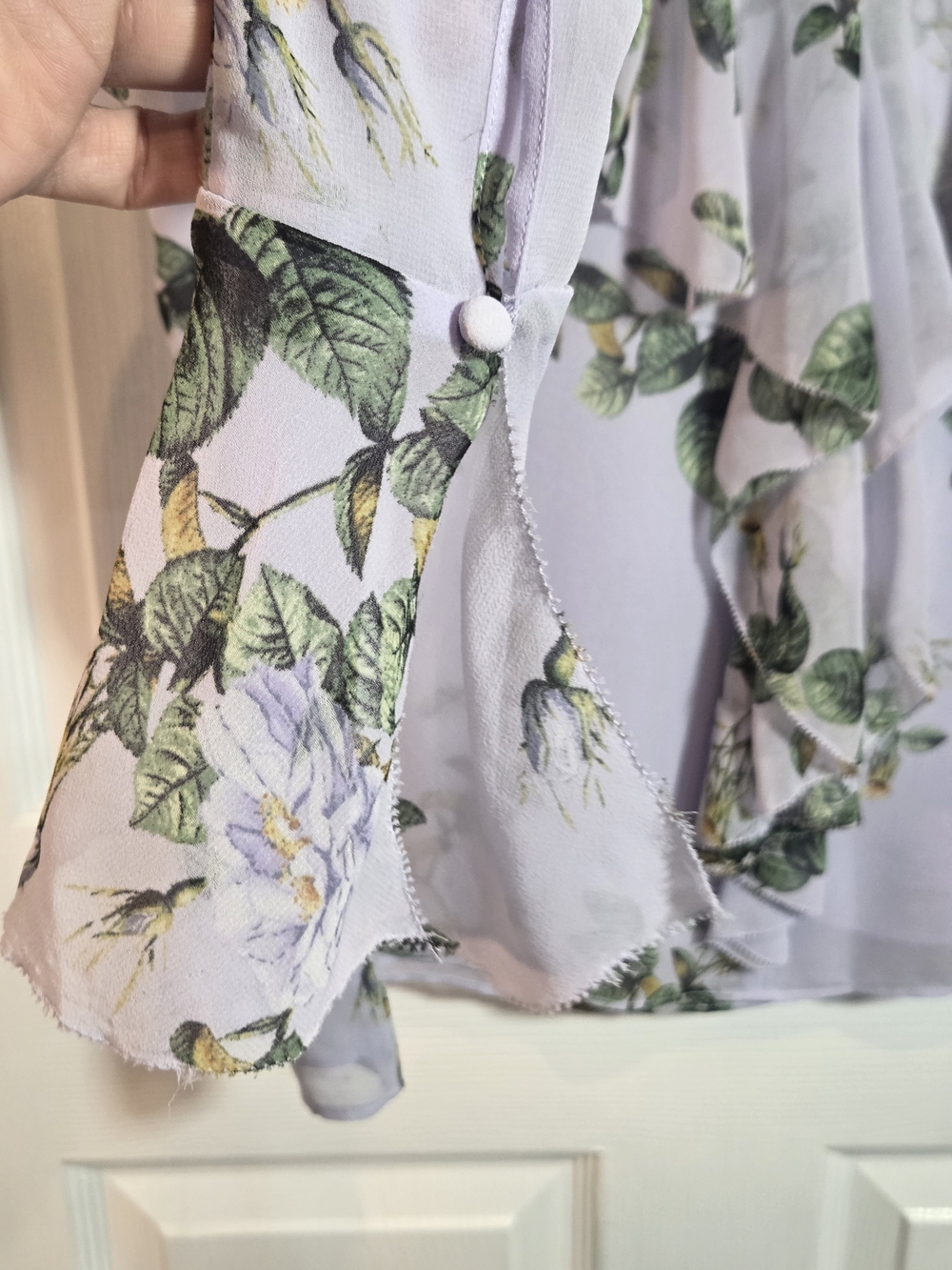White House Black Market Floral Ruffle Blouse - Picture 6 of 11